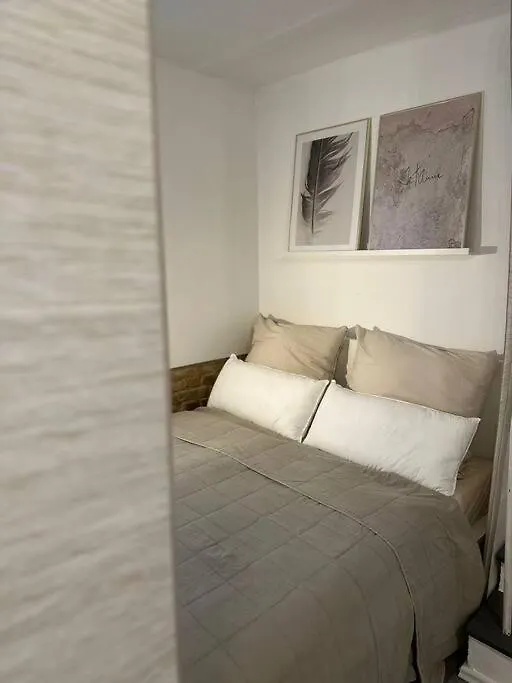 Wunderschoenes Studio Im P-Berg Mit Pkw Stellplatz Optional Buchbar Berlin